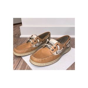 womens sperrys